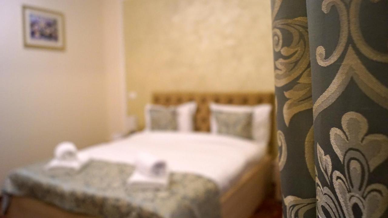 Pensiunea Romeo Resort Foksány Kültér fotó
