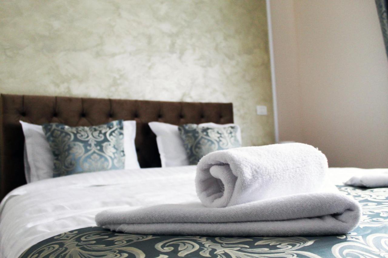 Pensiunea Romeo Resort Foksány Kültér fotó
